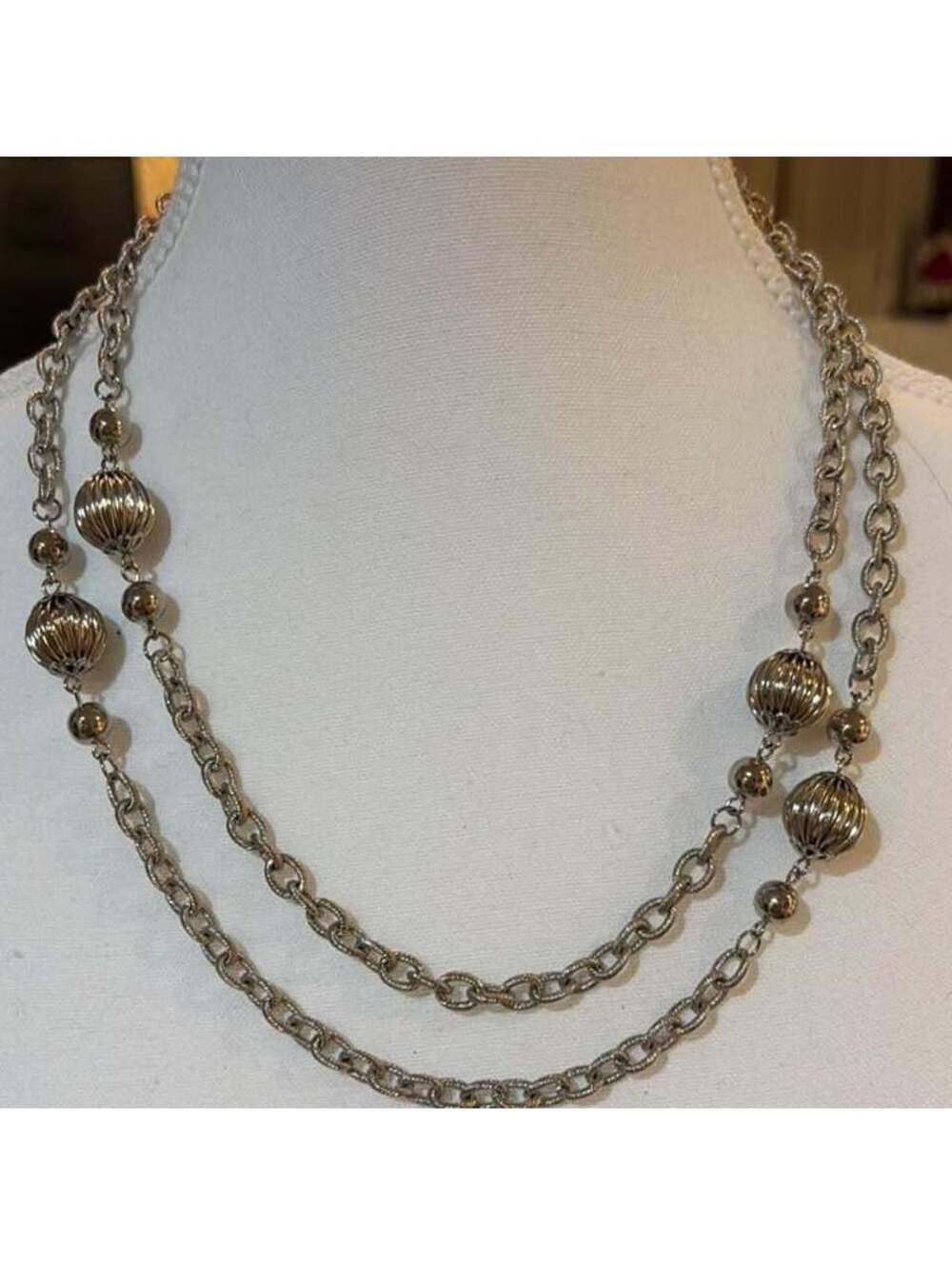 Vintage Silver Tone Long Chain Necklace with Ribbed Beads
